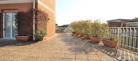 2 bedrooms Apartment in Mariano Comense, Italy No. 282289 10