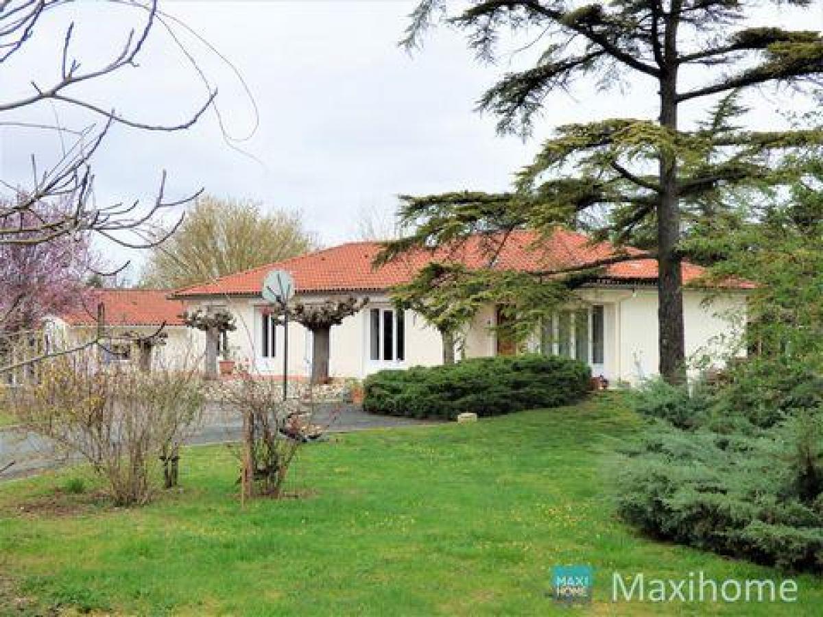 5 غرف نوم منزل في Graulhet, France رقم 24564