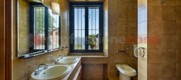 Villa de 4 habitaciónes en Stresa, Italy No. 269481 18