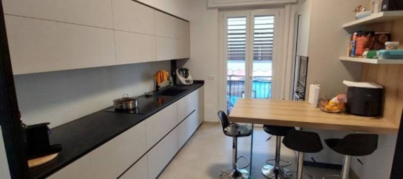 4 bedrooms Apartment in La Spezia, Italy No. 163248 12