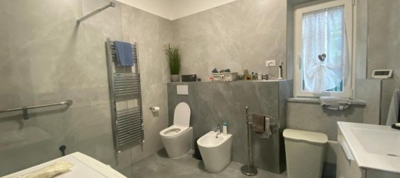 Дом с 9 комнатами в Луни, Италия № 151630 5