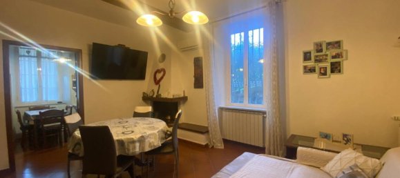 Дом с 9 комнатами в Луни, Италия № 151630 21