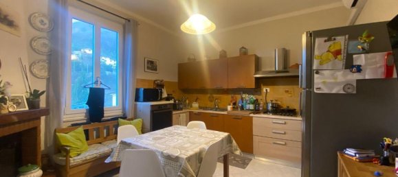 Дом с 9 комнатами в Луни, Италия № 151630 17