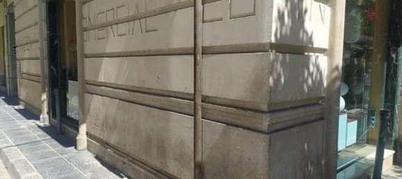 72m² Commercial property in Granada, Spain No. 148088 3