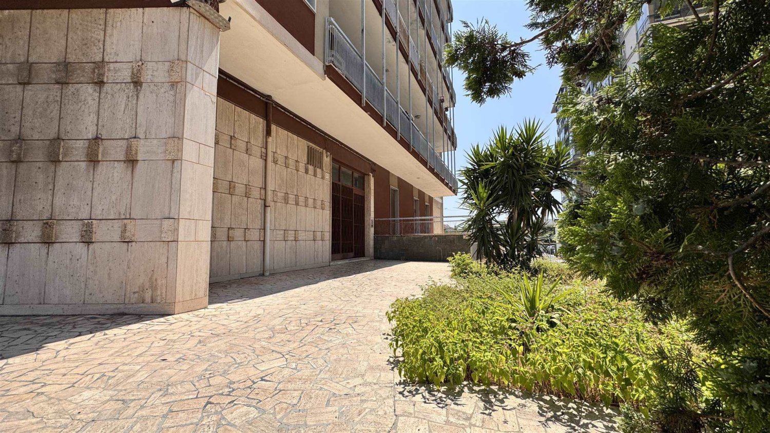 5 chambres Appartement à Catania, Italy No. 282826