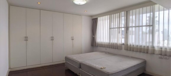 3 bedrooms Condo in Bangkok, Thailand No. 2110 19