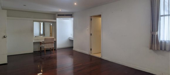 3 bedrooms Condo in Bangkok, Thailand No. 2110 3