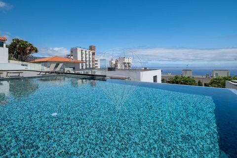2 bedrooms Apartment in Funchal, Portugal No. 252158
