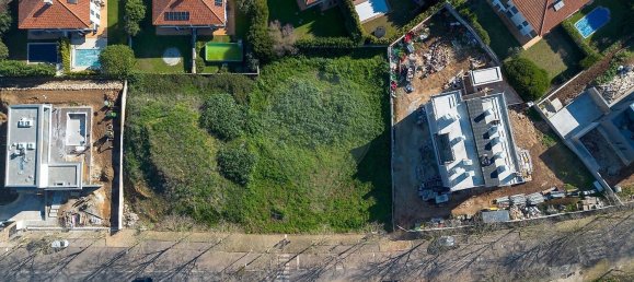 1626m² Land in Oeiras, Portugal No. 111775 3