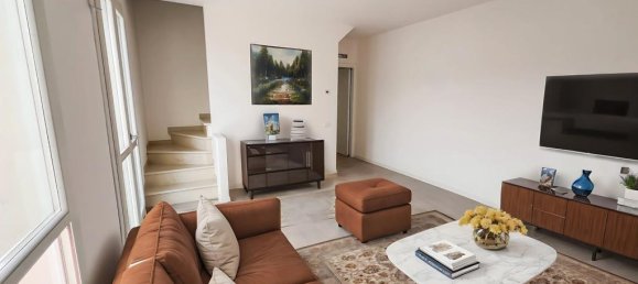 4 rooms Apartment in Creazzo, Italy No. 16459 7