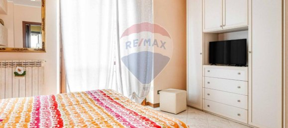 4-Zimmer Villa in Caronno Pertusella, Italy, Nr. 236049 6