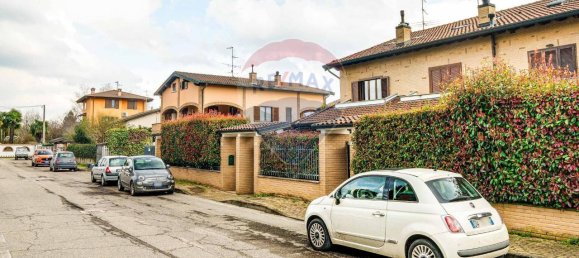 4-Zimmer Villa in Caronno Pertusella, Italy, Nr. 236049 26