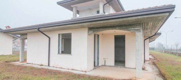 4غرفة فيلا في Sant'Alessio con Vialone, Italy رقم 126468 23