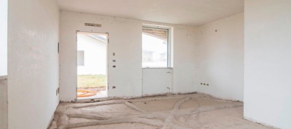 4غرفة فيلا في Sant'Alessio con Vialone, Italy رقم 126468 31