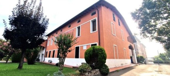 468m² Building in Parma, Italy No. 337650 24
