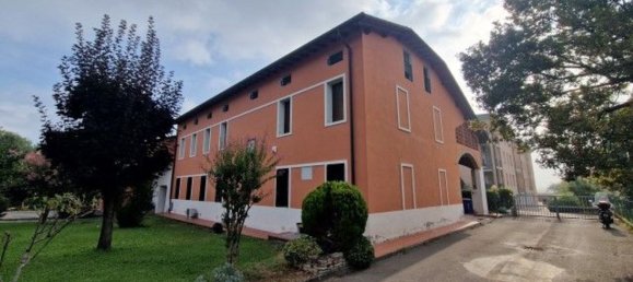 468m² Building in Parma, Italy No. 337650 23