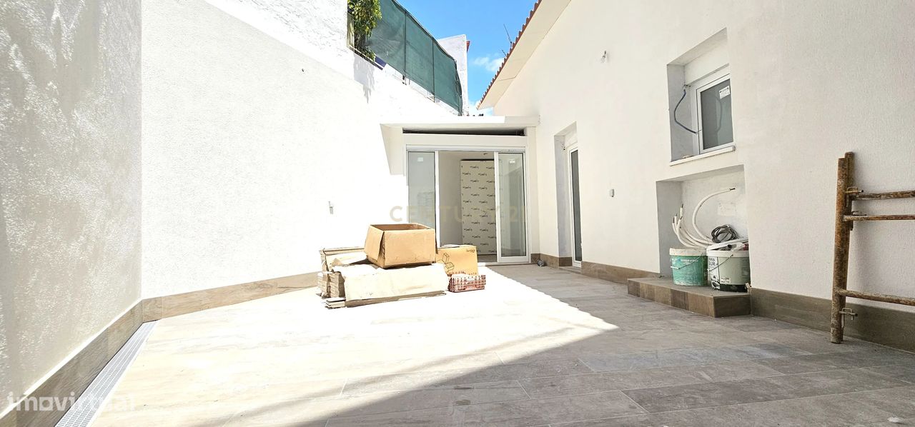 2 Schlafzimmer Haus in Lisbon, Portugal, Nr. 245883