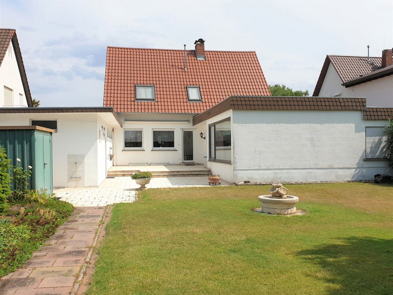 7 rooms House in Rhein-Pfalz, Germany No. 228106