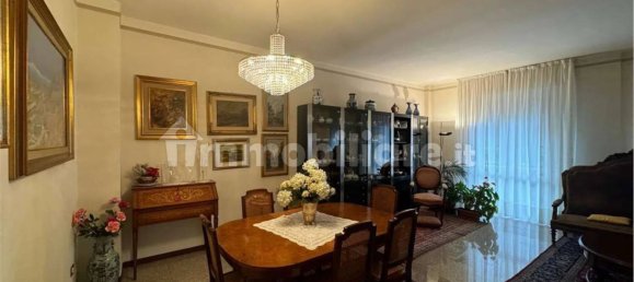 5 bedrooms Apartment in Voghera, Italy No. 341513 2