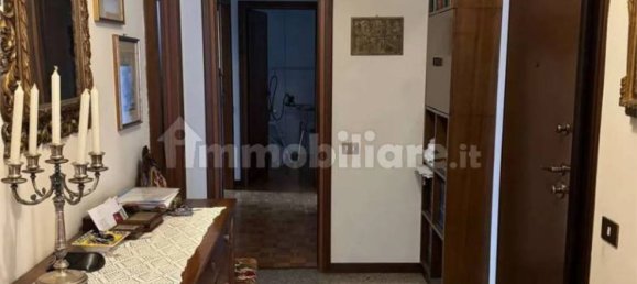 5 bedrooms Apartment in Voghera, Italy No. 341513 3