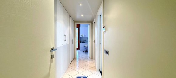 2 Schlafzimmer Wohnung in Paderno Dugnano, Italy, Nr. 232120 19