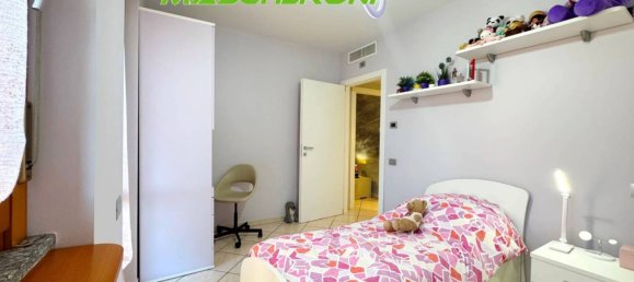 2 Schlafzimmer Wohnung in Paderno Dugnano, Italy, Nr. 232120 30