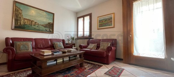 6 rooms House in Sandrigo, Italy No. 234405 7