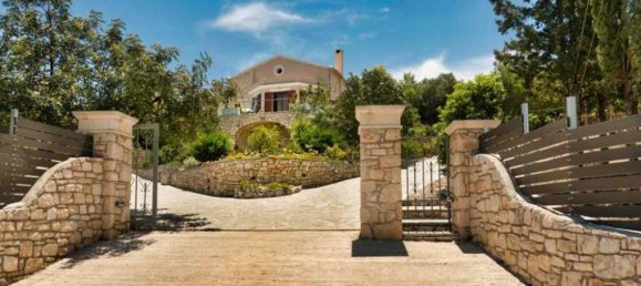 3 bedrooms Commercial property in Zakynthos, Greece No. 622 3