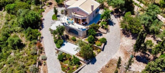 3 bedrooms Commercial property in Zakynthos, Greece No. 622 6