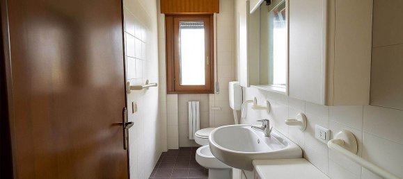 6 bedrooms Apartment in Pianiga, Italy No. 380775 7