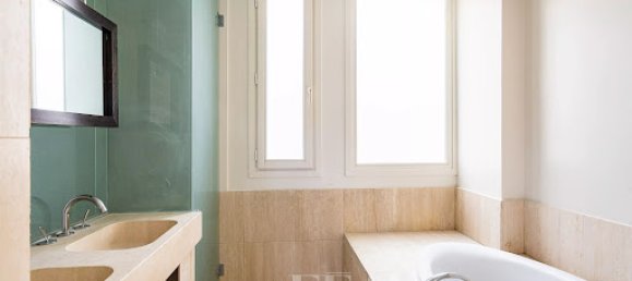 6 bedrooms Hotel in Neuilly-sur-Seine, France No. 188776 10