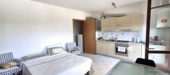 Studio in Arezzo, Italy No. 281419 6