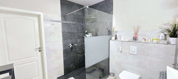 5 bedrooms Townhouse in Rotenburg, Germany No. 184651 3