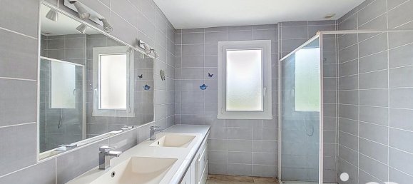 3 bedrooms House in Occitanie, France No. 339343 4