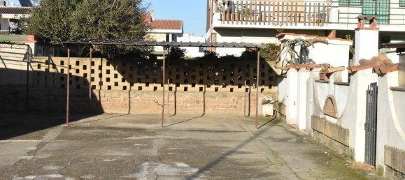 Квартира с 3 спальнями в Ардеа, Италия № 355950 3