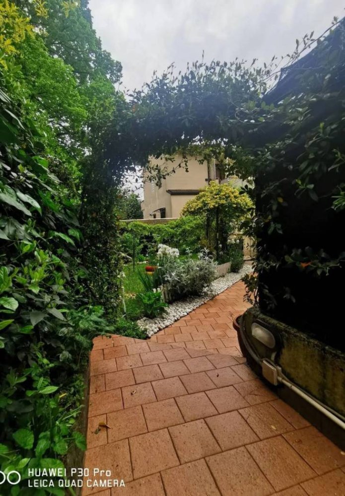4 bedrooms Villa in Verona, Italy No. 265255