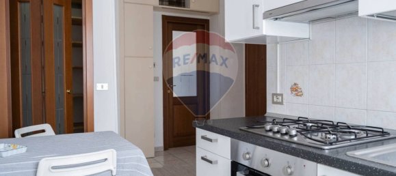 Apartamento de 1 dormitorio en Sesto San Giovanni, Italy No. 380433 3