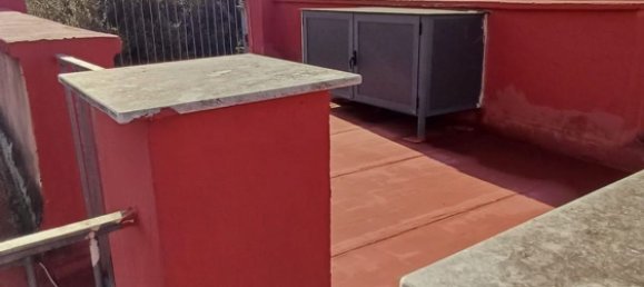 6 rooms Apartment in Portici, Italy No. 141652 10