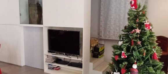 6 rooms Apartment in Portici, Italy No. 141652 25
