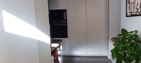 6 rooms Apartment in Portici, Italy No. 141652 15