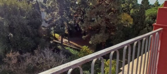 6 rooms Apartment in Portici, Italy No. 141652 8