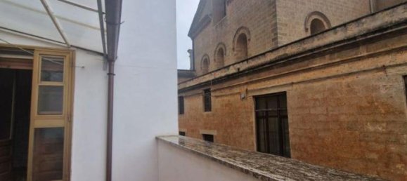 4 rooms House in San Vito dei Normanni, Italy No. 235462 15