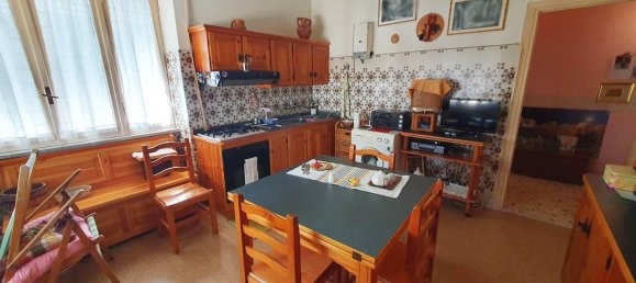 Вилла с 10 комнатами в Фонди, Италия № 129905 30