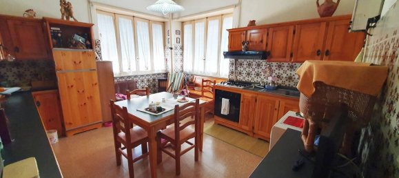 Вилла с 10 комнатами в Фонди, Италия № 129905 17