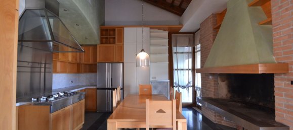8 rooms House in Roncade, Italy No. 257223 18