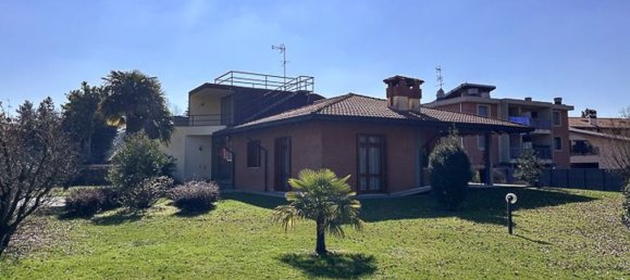 8 rooms Villa in Seveso, Italy No. 13549 40