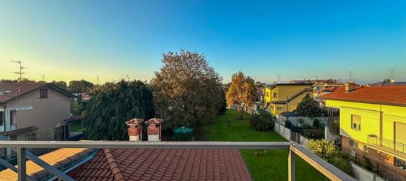 8 rooms Villa in Seveso, Italy No. 13549 32