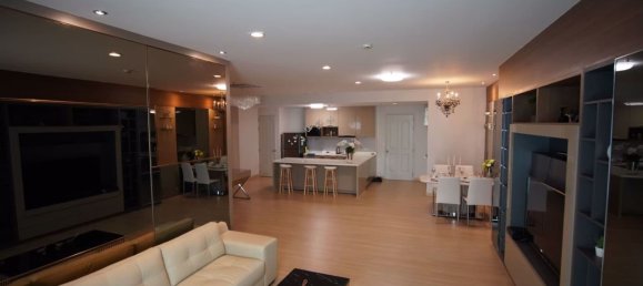 Condominio de 2 dormitorios en Khlong San, Thailand No. 9921 3