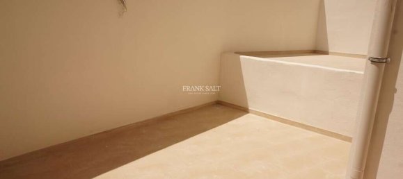 3 bedrooms Apartment in Gzira, Malta No. 9360 3