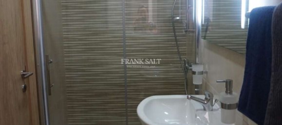 3 bedrooms Apartment in Gzira, Malta No. 9360 6